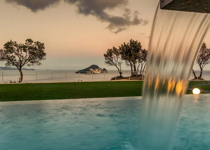 Artina Luxury Villa *