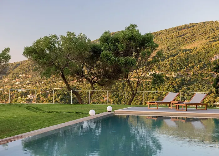 Artina Luxury Villa Keri