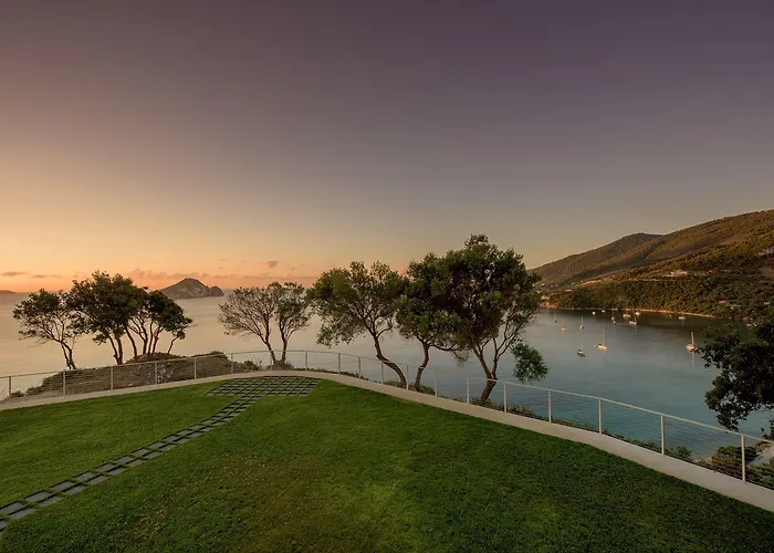 Artina Luxury Villa *