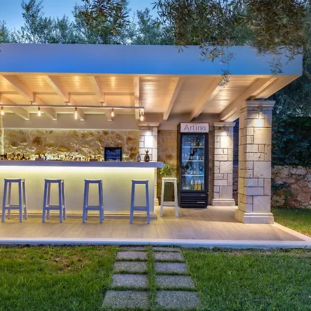 Artina Luxury Villa *