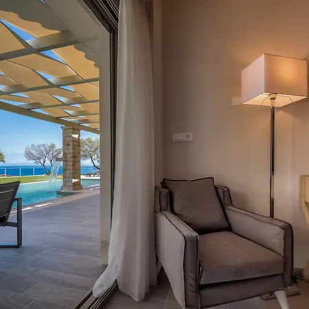 Artina Luxury Villa Keri