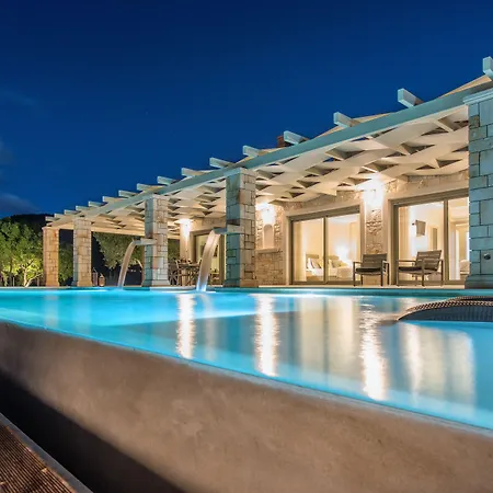 Artina Luxury Villa Keri