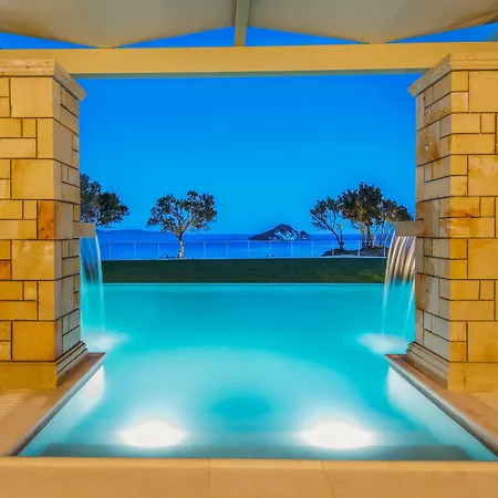 Artina Luxury *