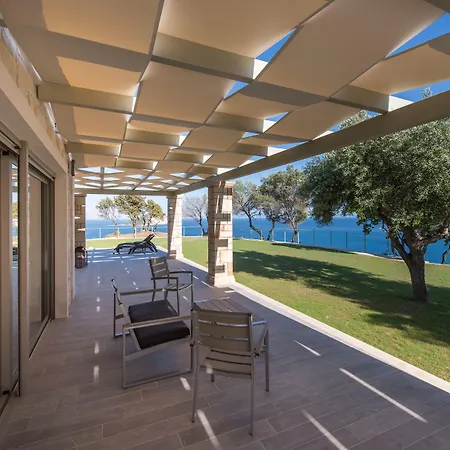 Artina Luxury Βίλα *